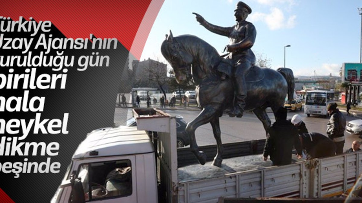 Bandırma'ya Atatürk heykeli yerleştirildi