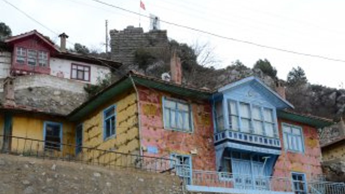 Atatürk'ün bin TL destek verdiği tarihi evler