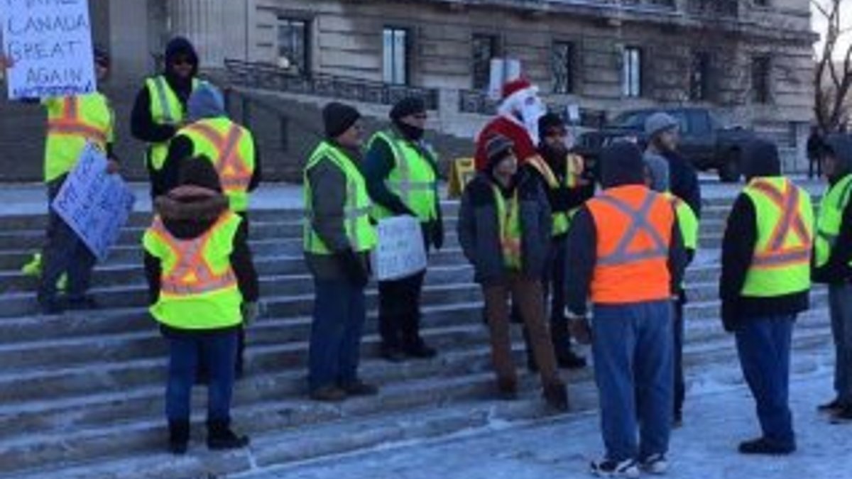 Sarı Yelekliler protestosu Kanada'ya sıçradı