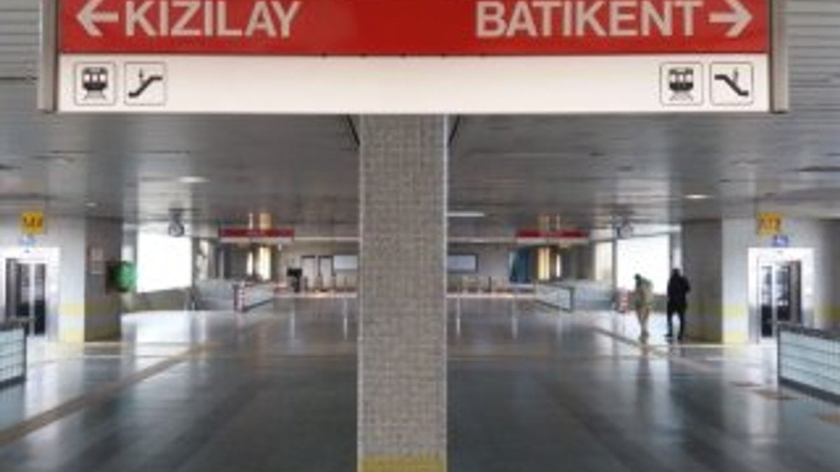 Ankara'da bir kişi kendini metronun altına attı
