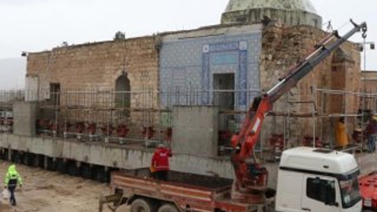 Eyyubi Camisi'nin 2 bin 650 tonluk son bölümü taşınıyor
