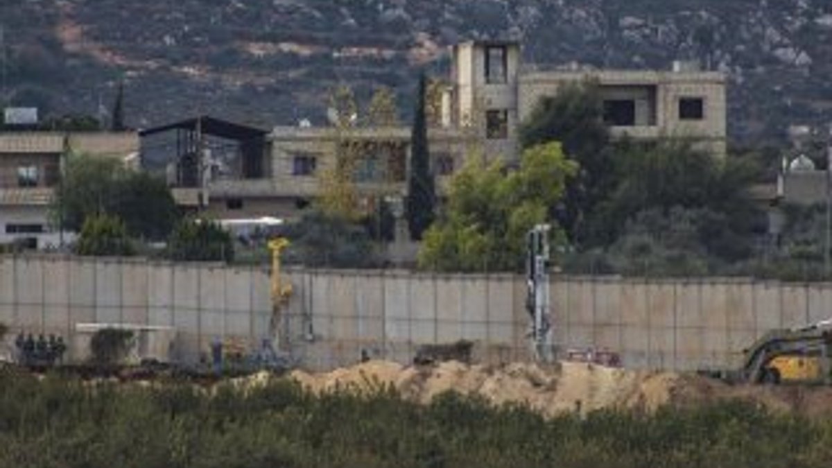 İsrail ordusu Lübnan sınırındaki tünelleri patlattı