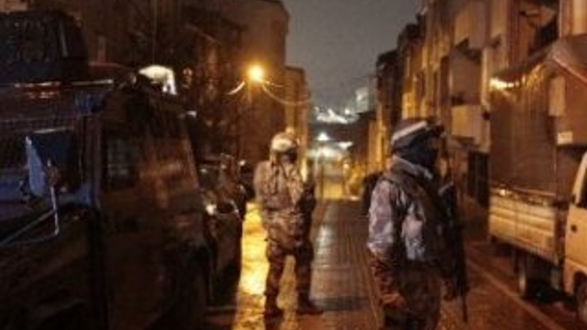 İstanbul’da 32 adrese narkotik operasyonu: 40 gözaltı