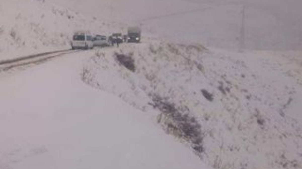 Kastamonu'da ulaşıma kar engeli