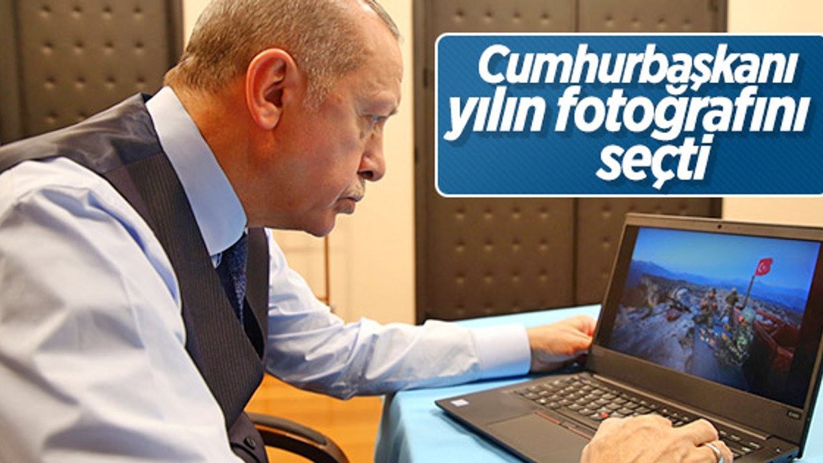 Cumhurbaşkanı Erdoğan, AA'nın fotoğraflarını oyladı