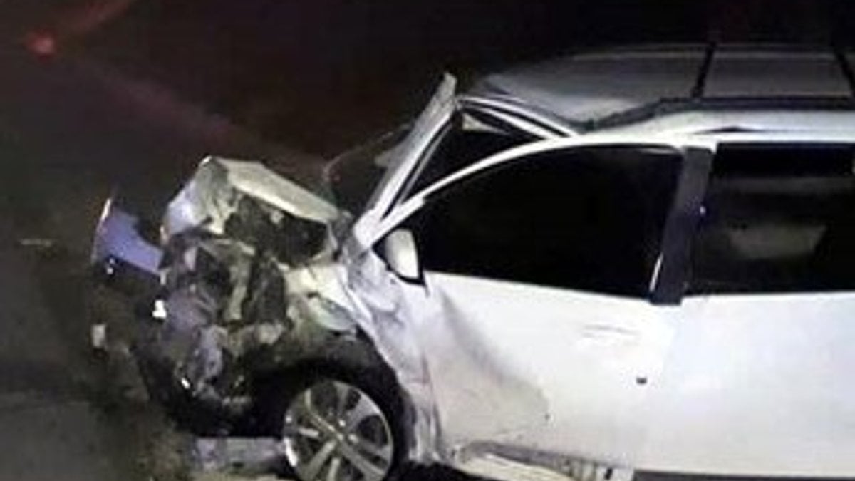 Burdur'da 4 araç birbirine girdi: 2 ölü 8 yaralı