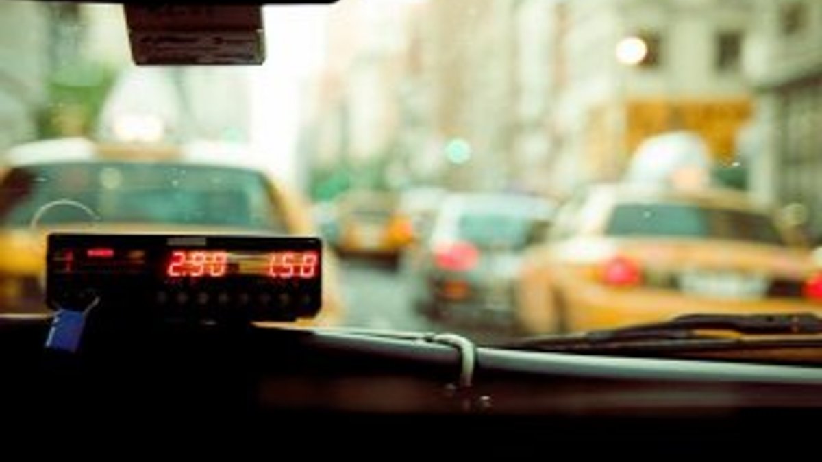 Çin, şehir şehir elektrikli taksiye geçiyor