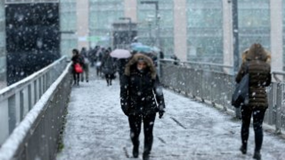 İstanbul'da hafta sonu karla karışık yağmur bekleniyor