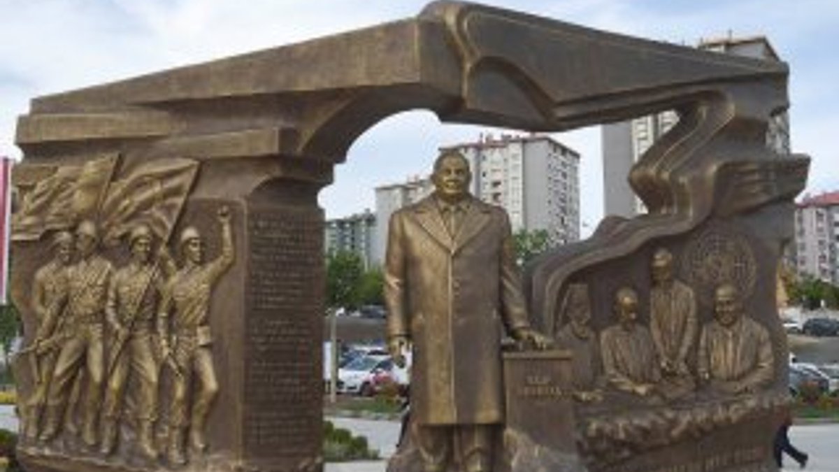 Ekrem İmamoğlu, Erdoğan'a heykel açıklaması yapacak