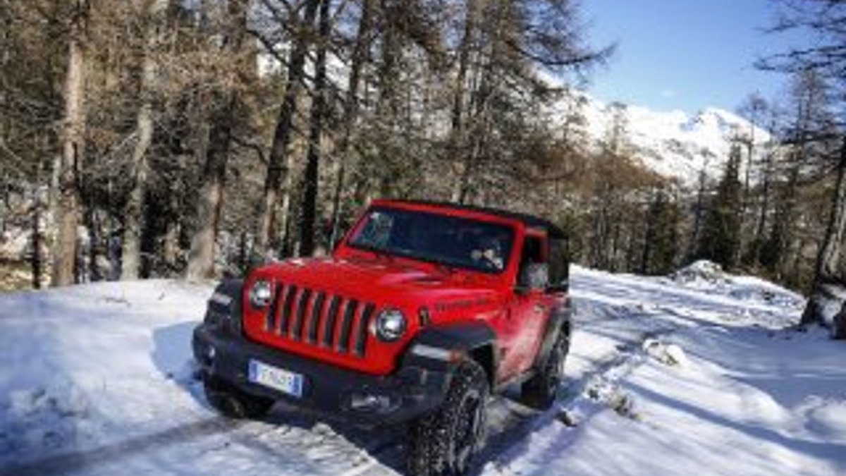 Jeep Wrangler Rubicon 2019'un SUV'u seçildi