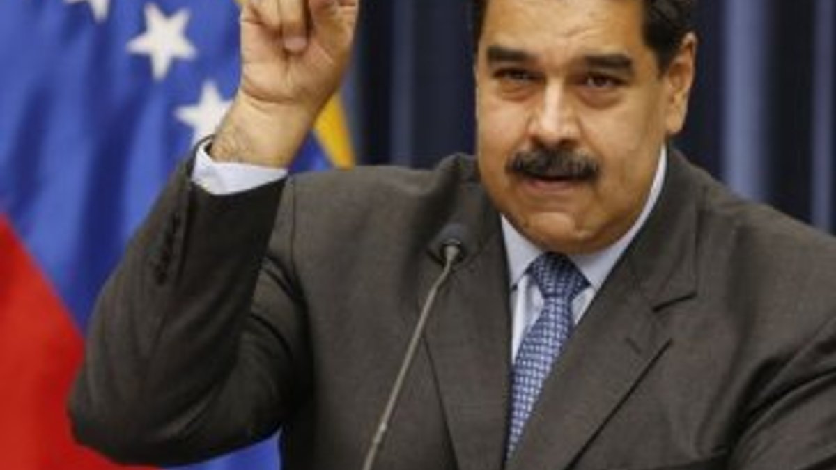 Instagram Maduro'nun mavi 'tik'ini kaldırdı