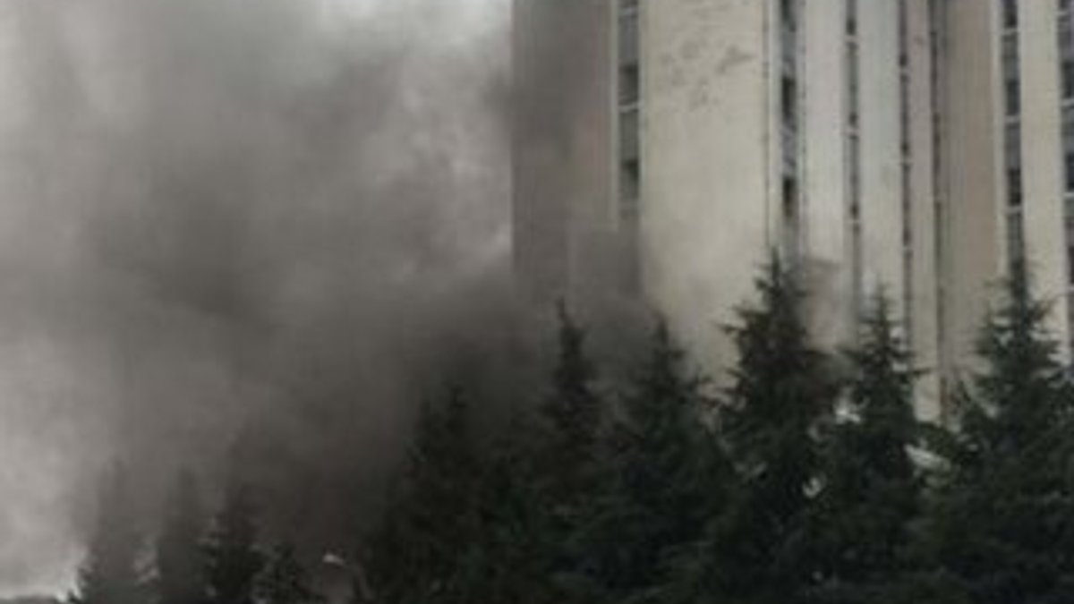 Sakarya’da hastane arşivinde yangın