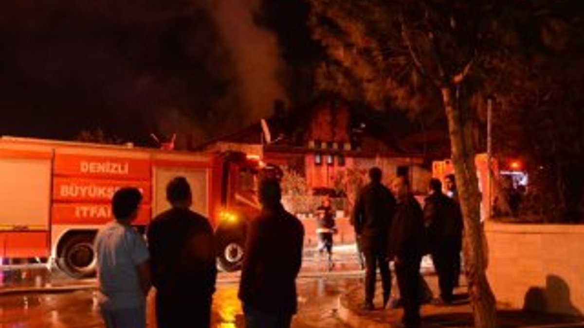 Denizli'de iki ailenin yaşadığı evde yangın