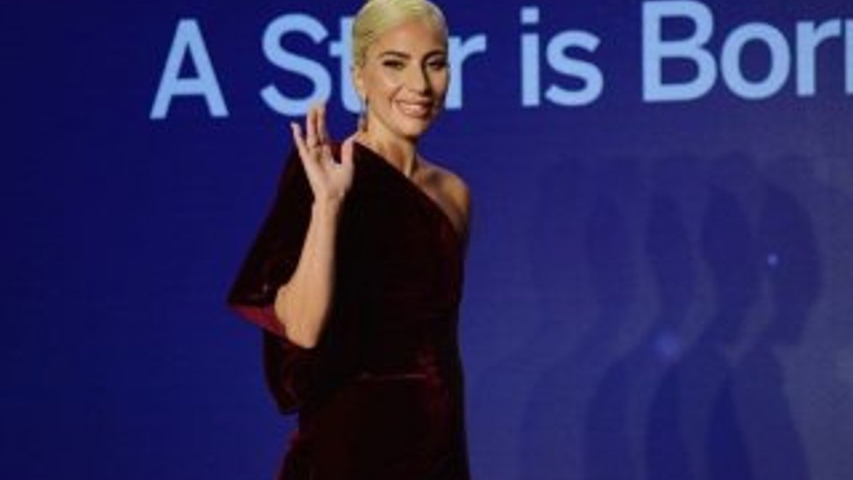 Lady Gaga 2019 Grammy Ödülleri'nde sahne alacak