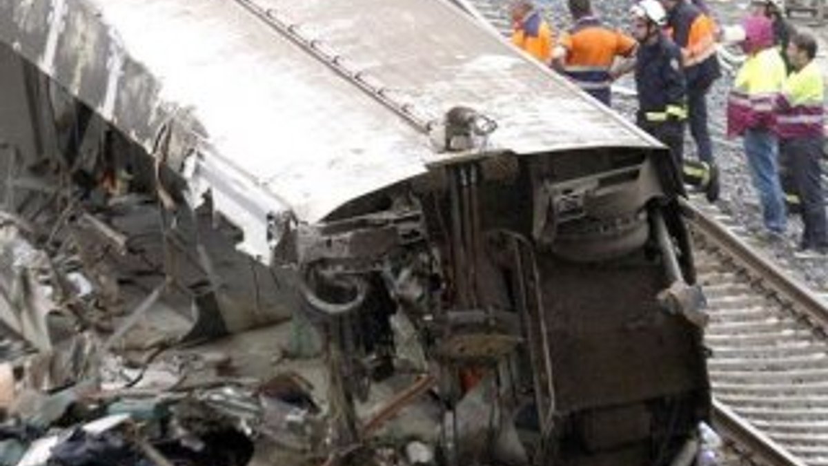 İspanya'da tren kazası: 1 ölü 8 yaralı