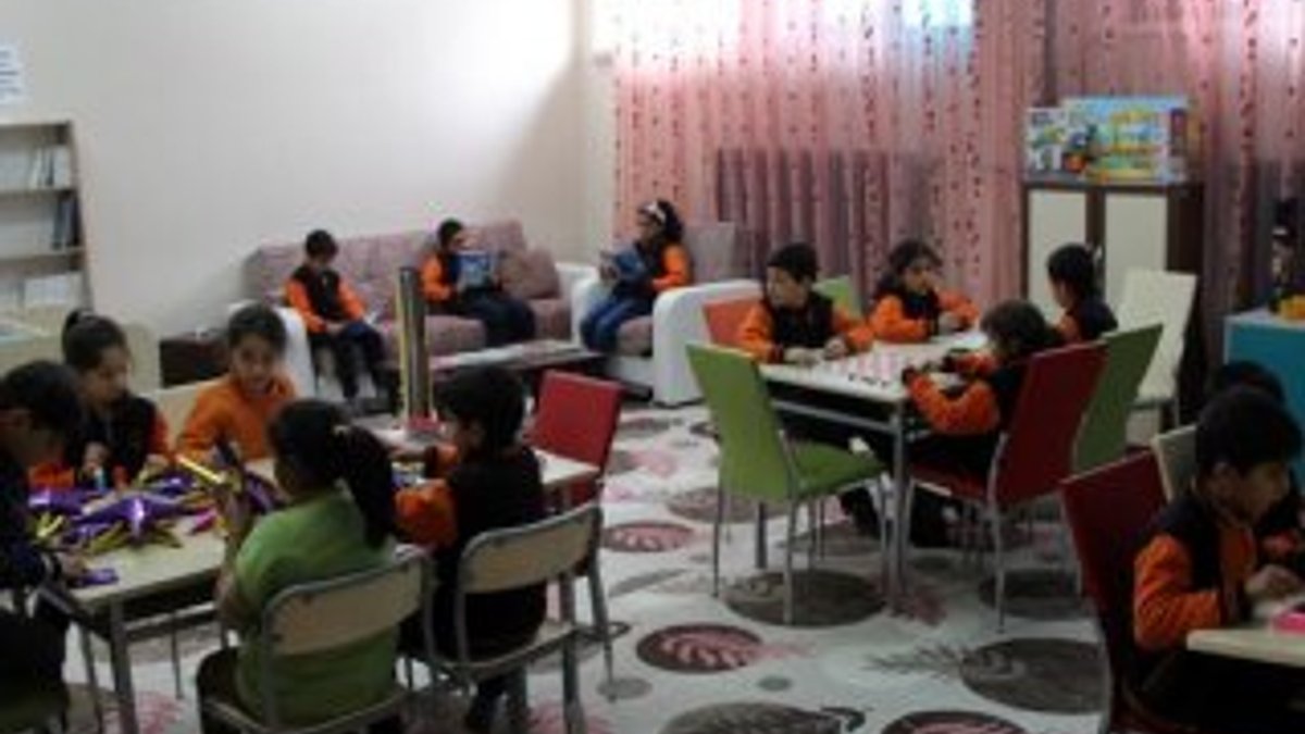 Elazığ'da öğrencilerden mutlu okul, mutlu öğrenci projesi