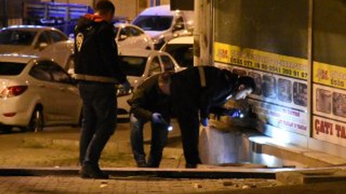 İstanbul'da mobilyacı önüne konan EYP patladı