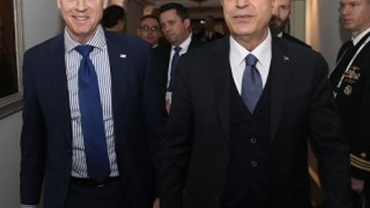 Milli Savunma Bakanı Hulusi Akar'dan kritik görüşme
