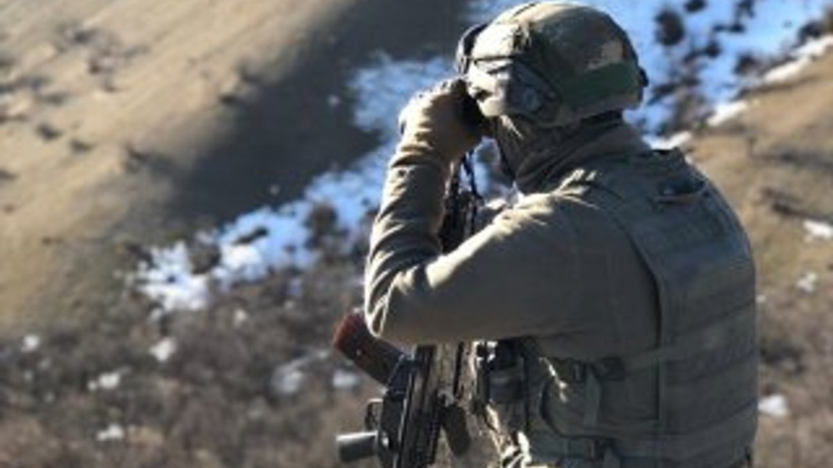 PKK'lı teröristlere ait 6 barınak ve sığınak imha edildi