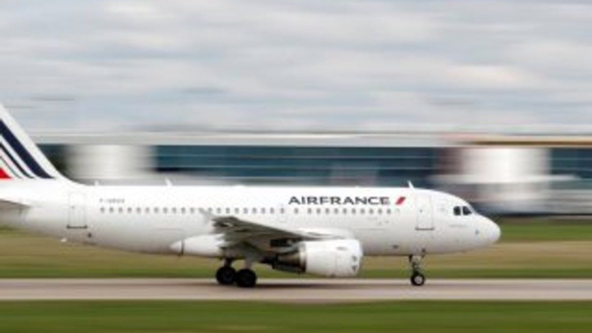 Air France, Caracas seferlerini askıya aldı