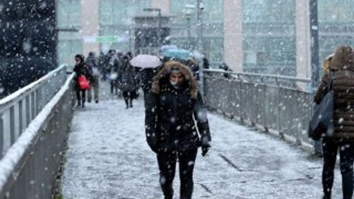 Meteoroloji'den İstanbul'a kar yağışı uyarısı