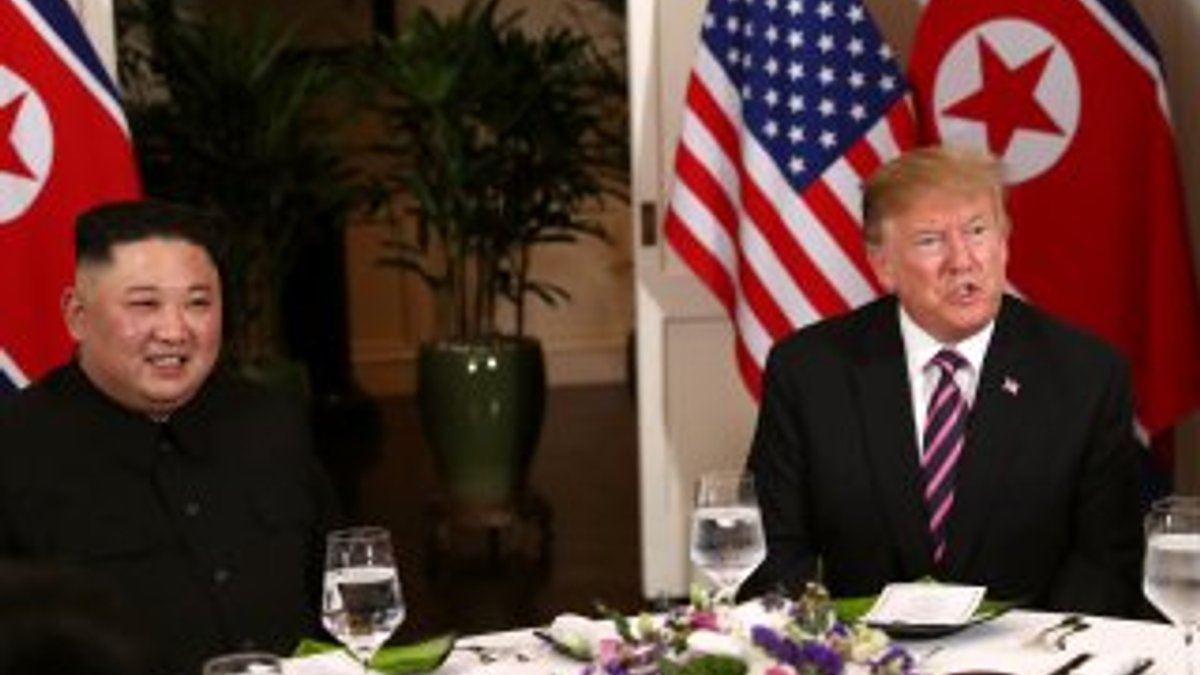 Kim ile Trump arasında samimi akşam yemeği