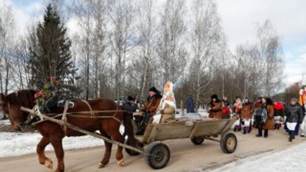 Rusya'da Maslenitsa bayramı başladı