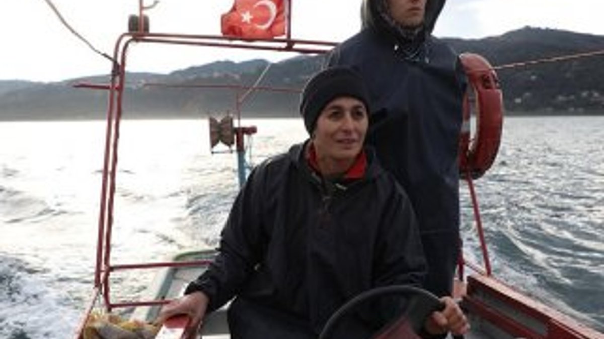 Karadeniz'in kadın balıkçılarının zorlu mesaisi