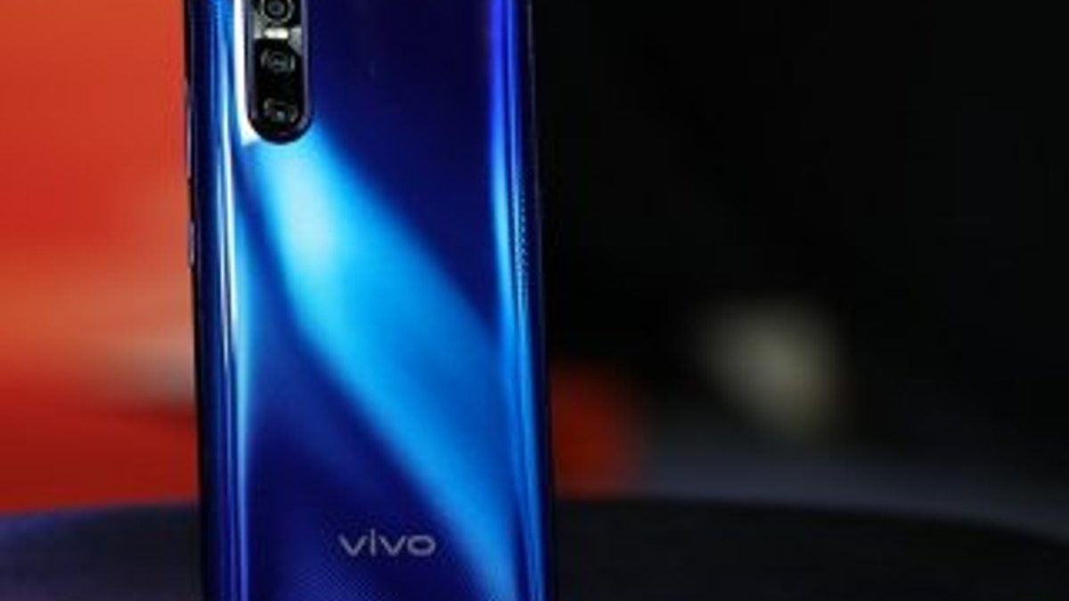 Vivo S1'in teknik özellikleri ve fiyatı ortaya çıktı