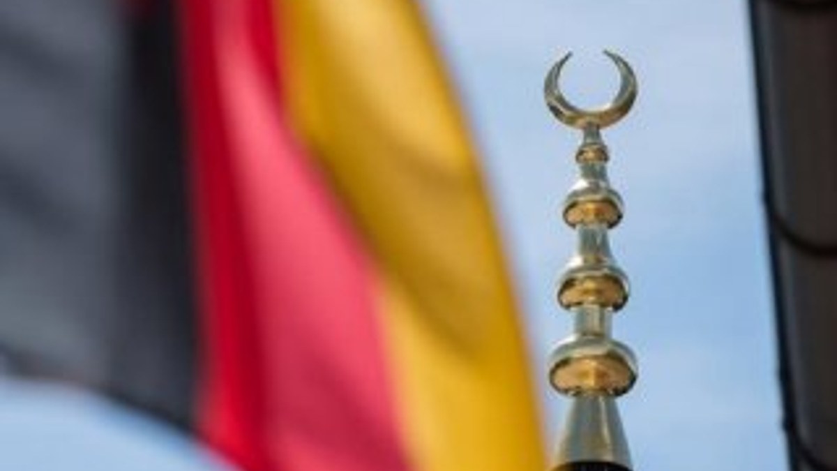 AfD Bavyera'da minarelerin yasaklanmasını istiyor