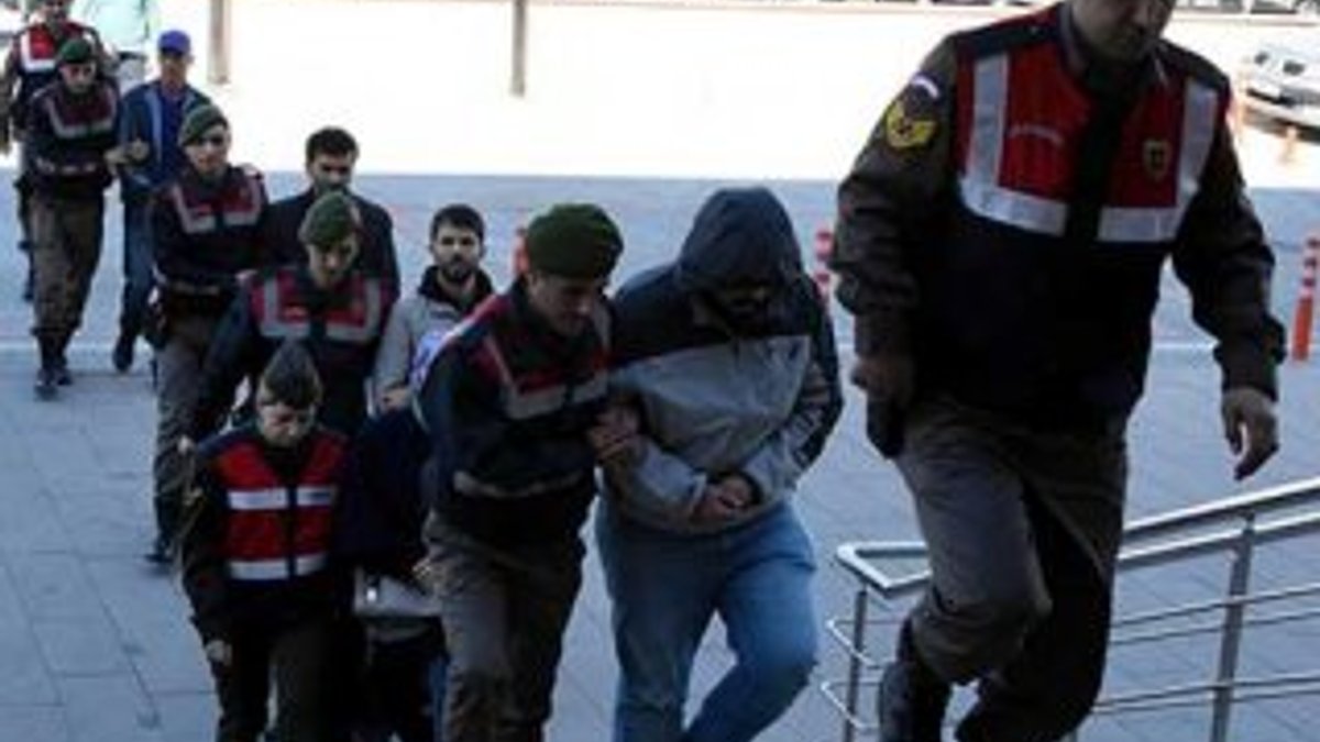 Yunanistan'a kaçmak isteyen 5 FETÖ'cü yakalandı