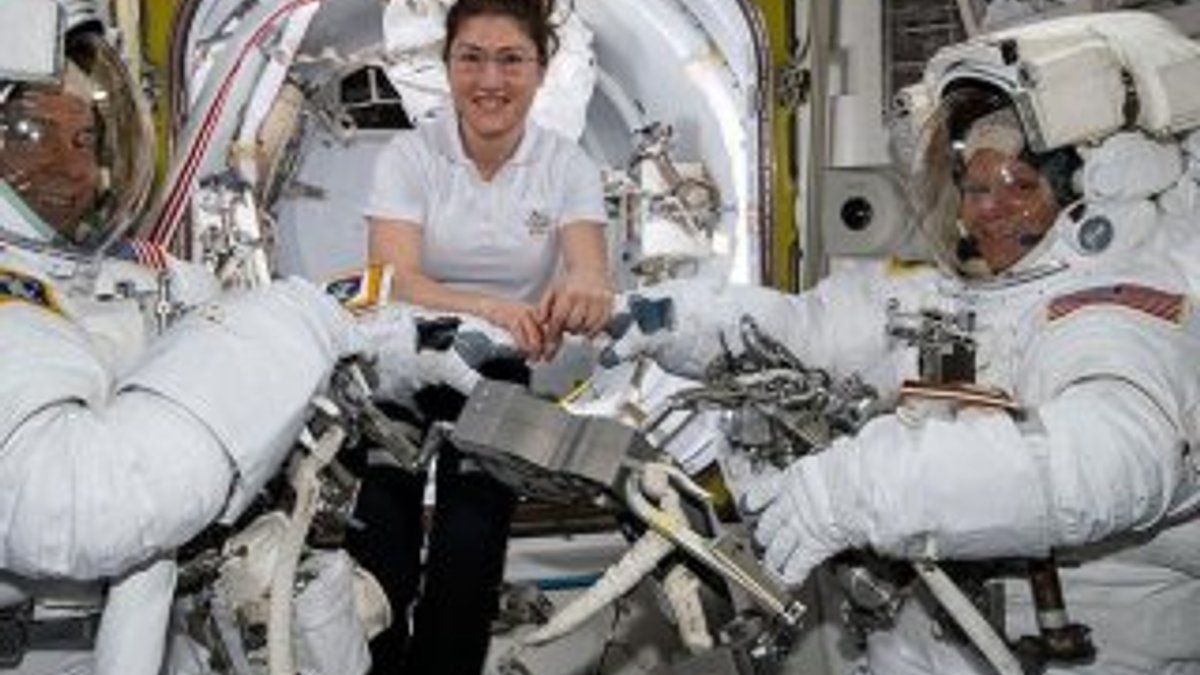 Kıyafet sorunu yaşayan astronotlar yürüyüş yapamayacak