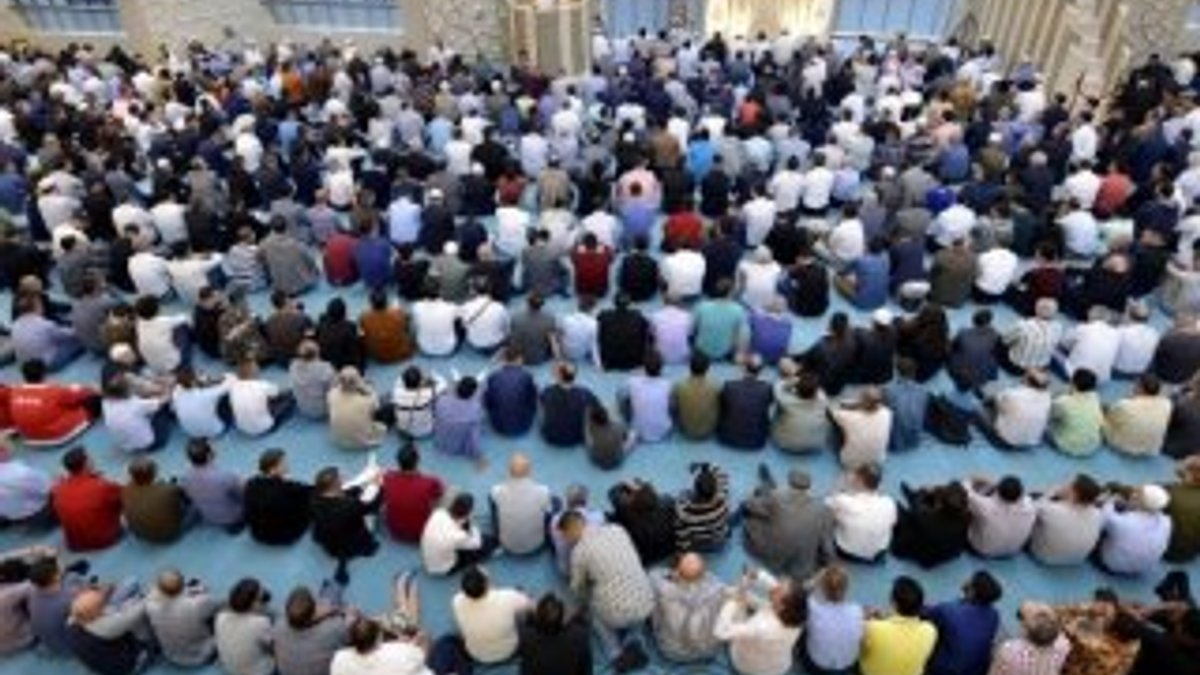 Almanya'da Müslümanları yönlendirme çabası