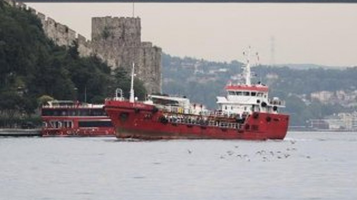 Türk gemisi kurtardığı göçmenler tarafından kaçırıldı