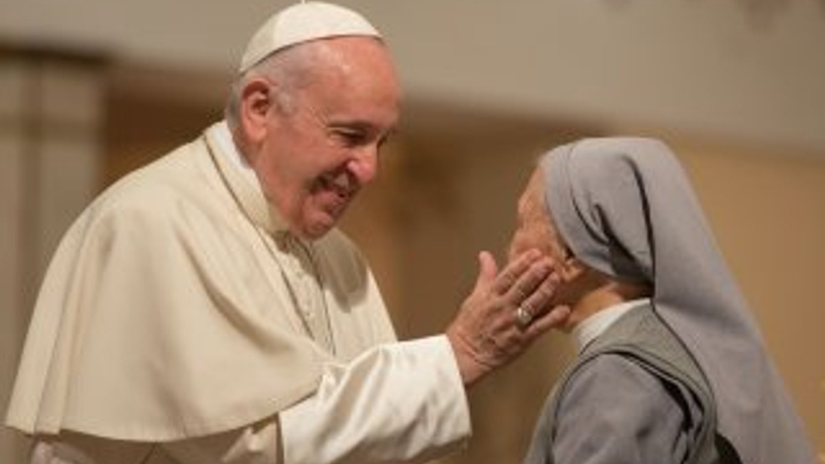 Papa Franciscus'tan misyonerlik eleştirisi
