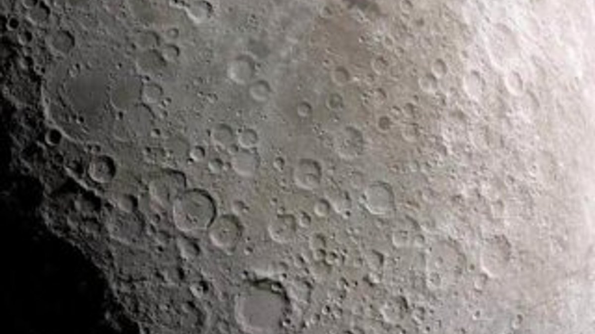 NASA, Ay'daki mağaraları keşfetmeye hazırlanıyor
