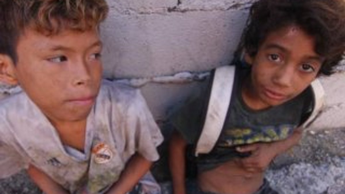 Venezuela krizi 1 milyondan fazla çocuğu etkileyecek