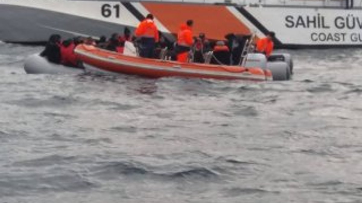 Kaçak göçmenleri balıkçılar ile Sahil Güvenlik kurtardı