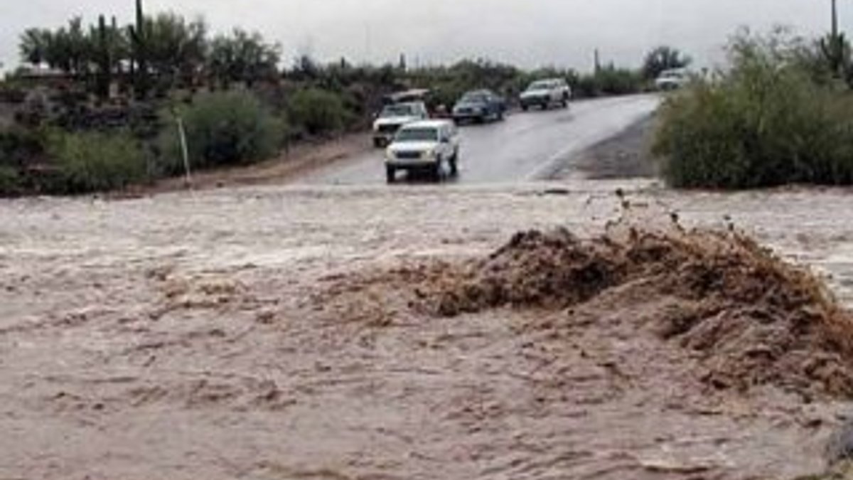 İran'daki sel felaketi: 76 ölü