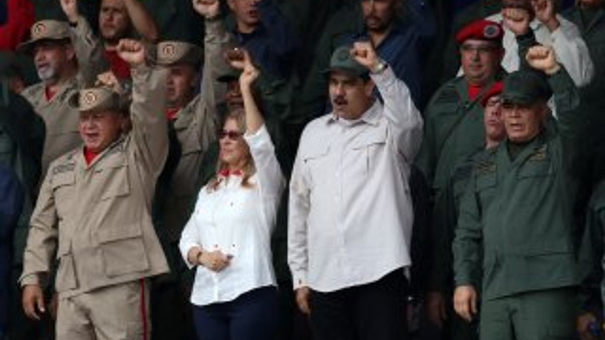 Venezuela'da Maduro'nun gövde gösterisi