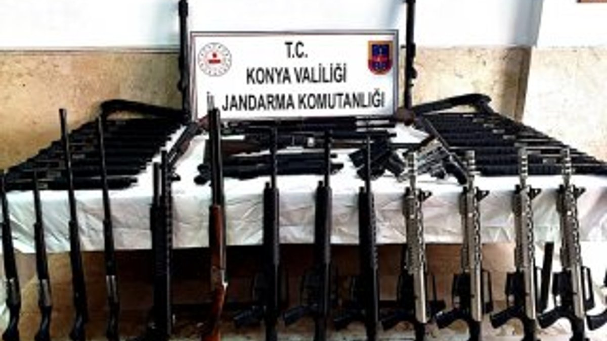Konya’da 140 ruhsatsız av tüfeği ele geçirildi