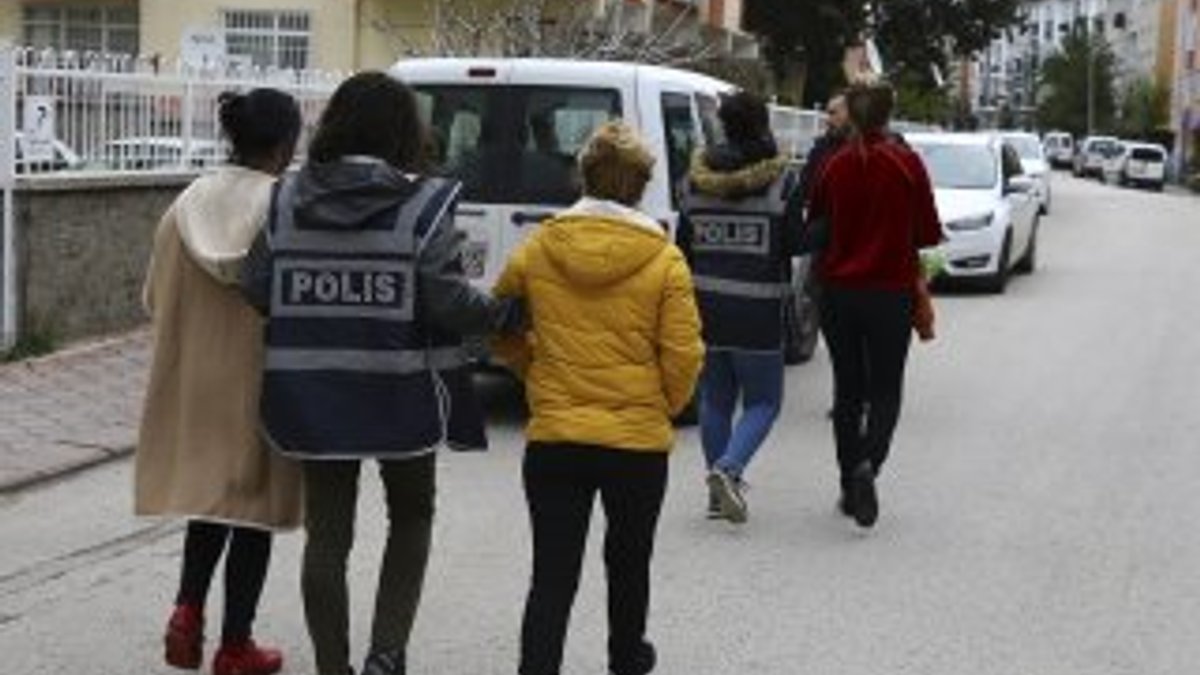 Ankara'da 6 kişilik fuhuş çetesi çökertildi