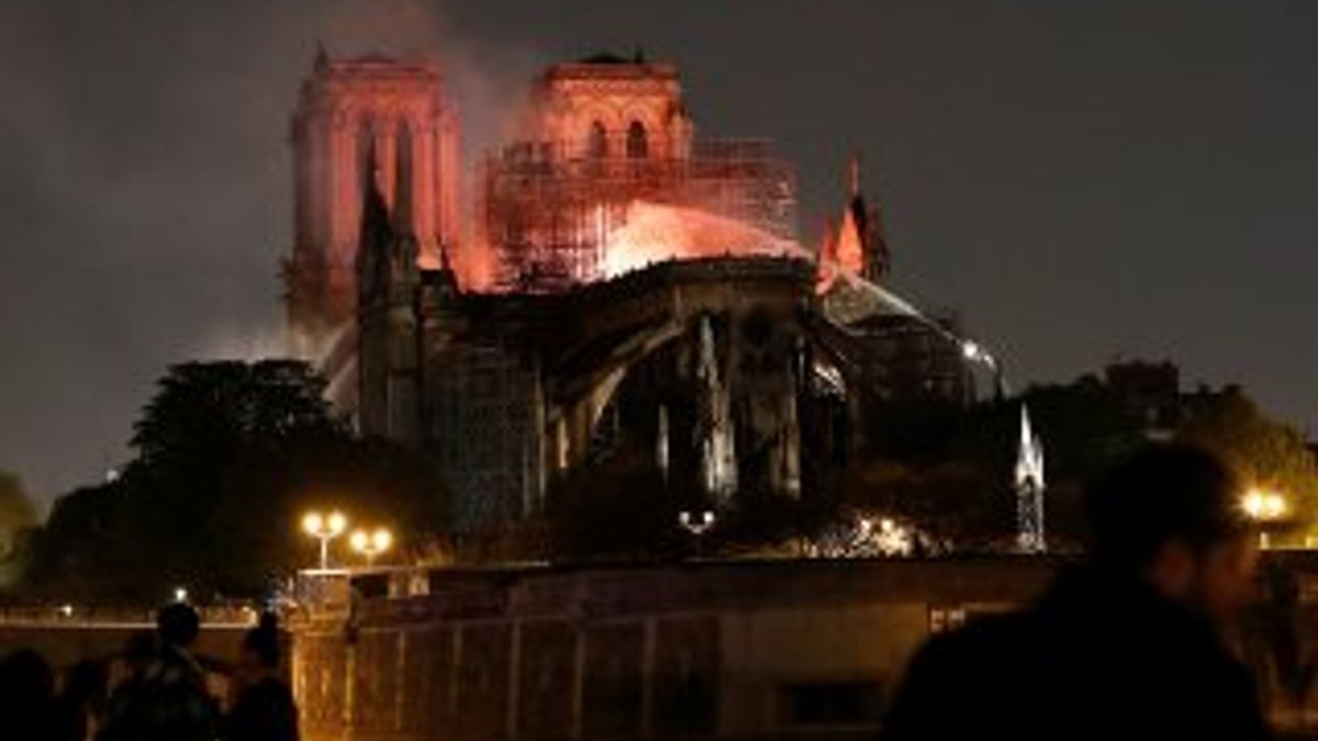 Notre Dame için bağış toplanacak