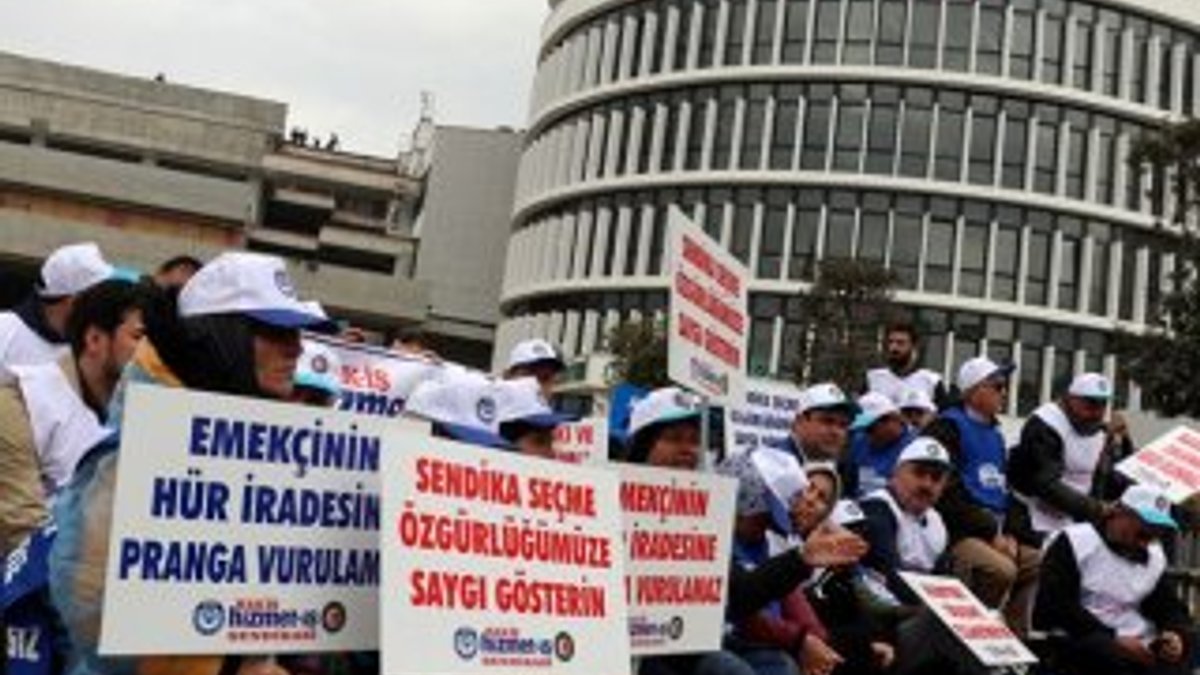 Bolu Belediyesi'nde işten çıkarılan işçiler eylem yaptı