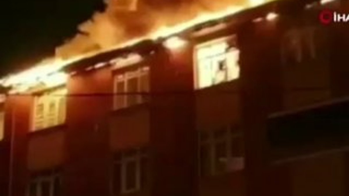 Sultanbeyli’de yangın sırasındaki patlama anı kamerada