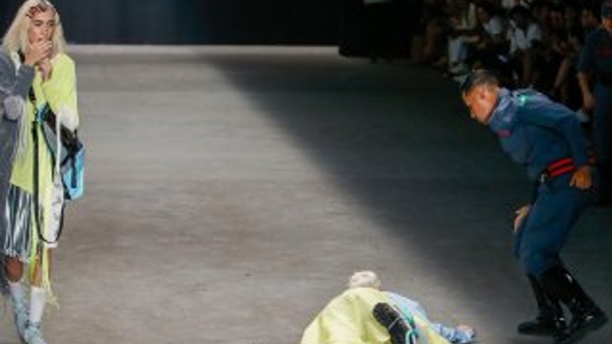 Brezilyalı manken podyumda hayatını kaybetti