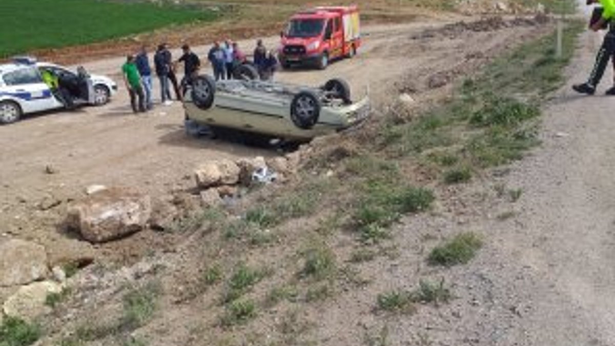 Konya'da kontrolden çıkan otomobil takla attı: 2 yaralı