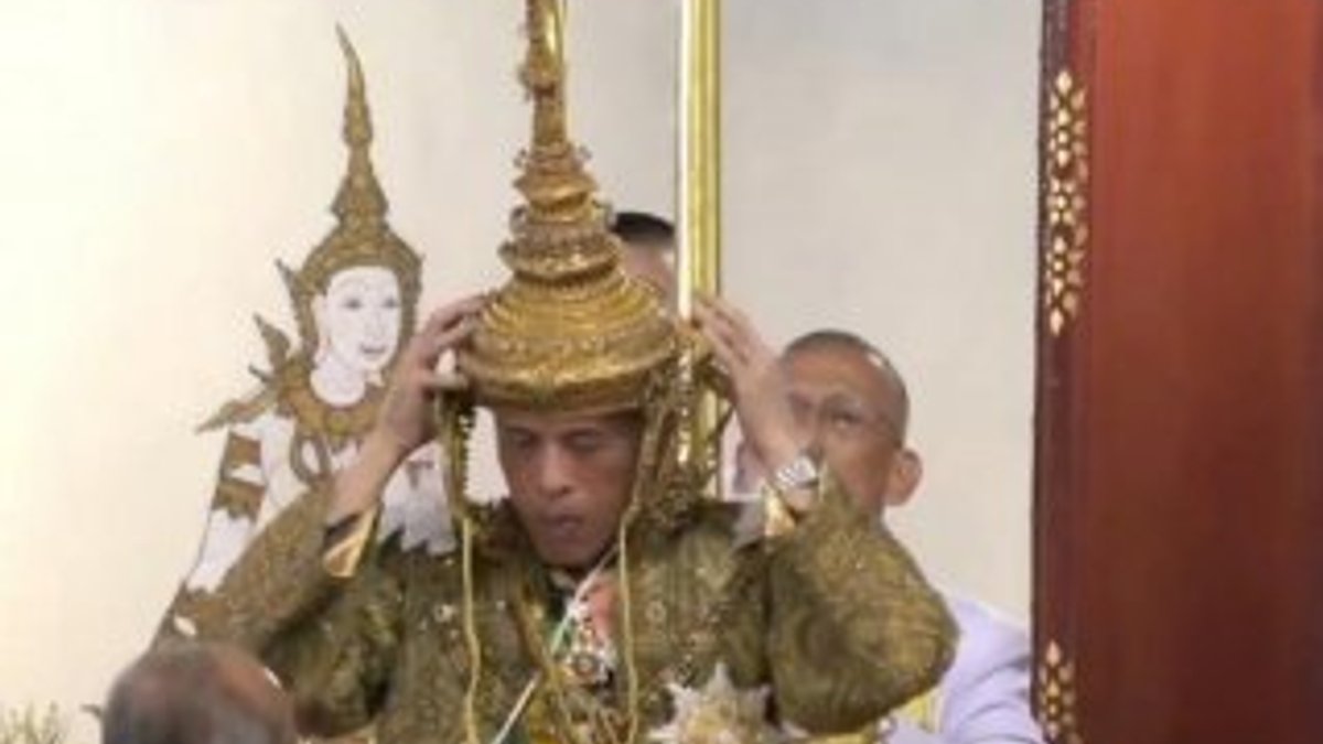 Tayland Kralı'nın taç giyme töreni