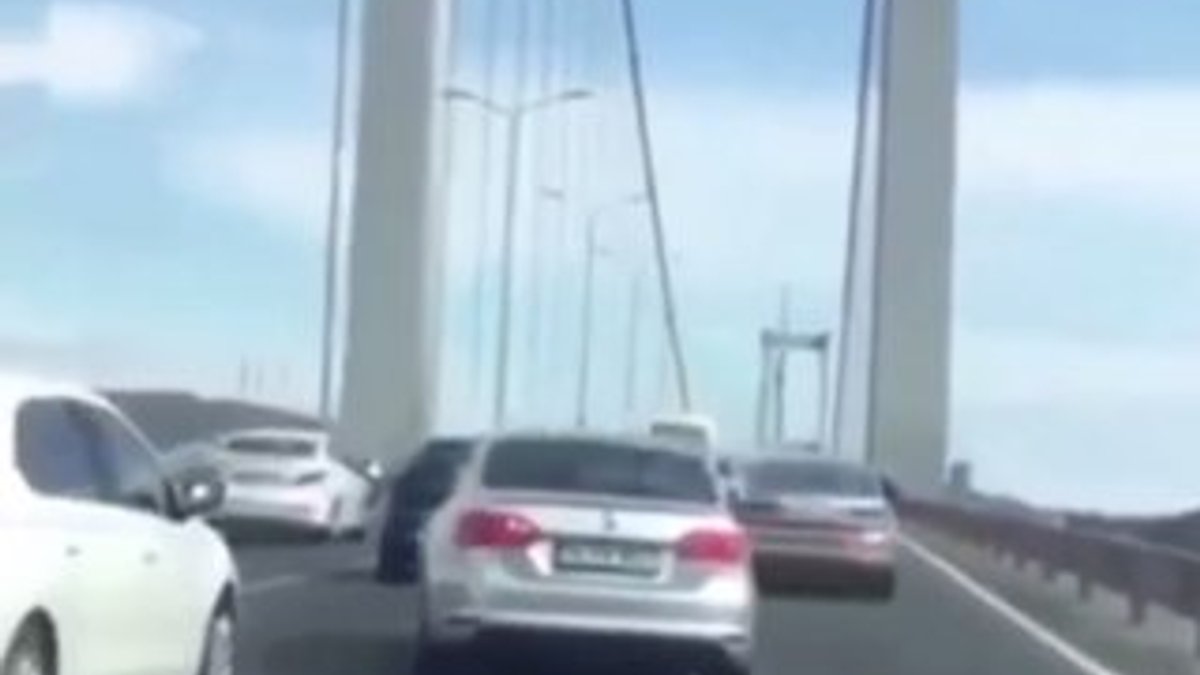 15 Temmuz Şehitler Köprüsü’nde makas atan sürücü kamerada
