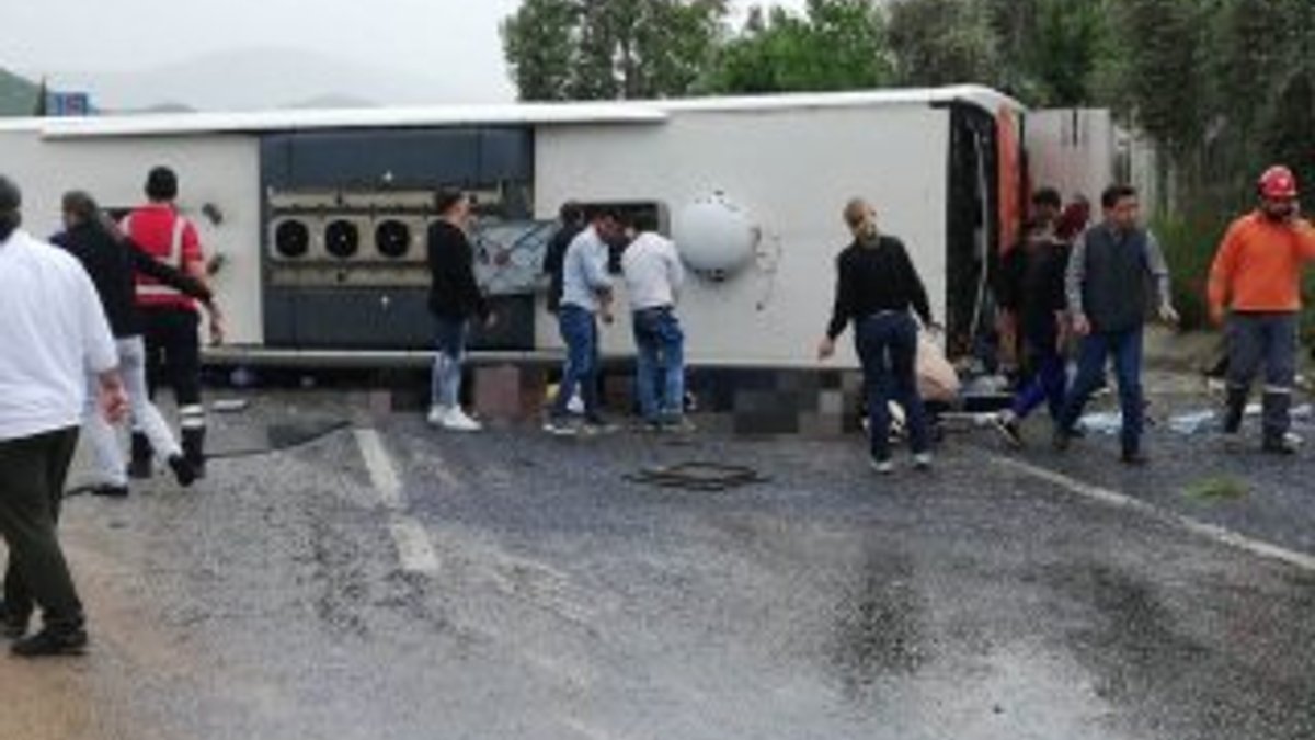 Milas-Söke karayolunda kaza: 2 ölü, 12 yaralı